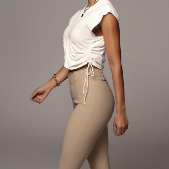 🆕JLUXLABEL IVORY ALLYN RUCHED DETAIL SLEEVELESS CROP TOP SIZE: SMALL NWT - Picture 3 of 4